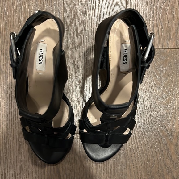 Guess Heels - Picture 2 of 5